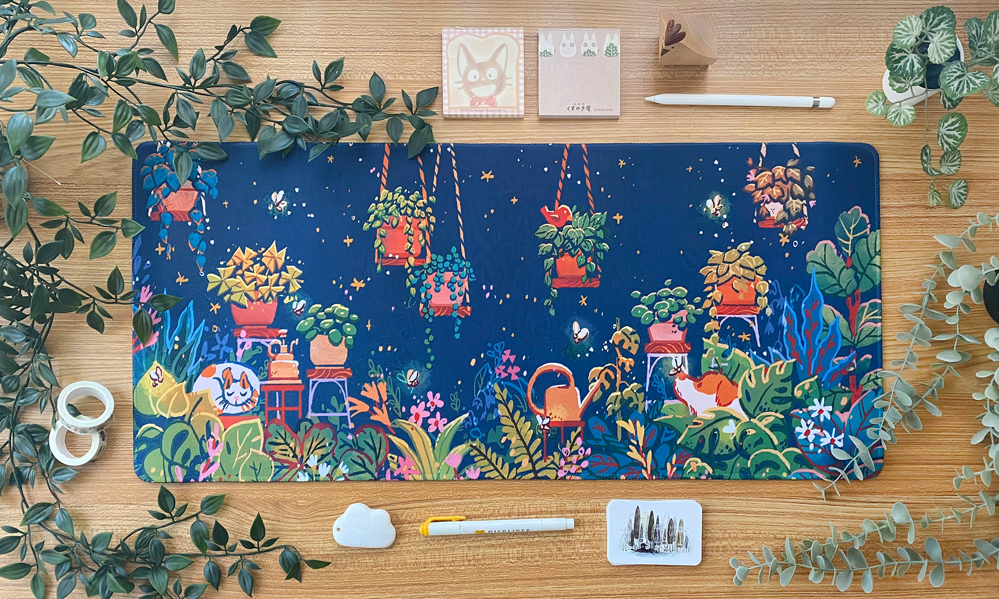happy house plant Happy Houseplant Desk Mat